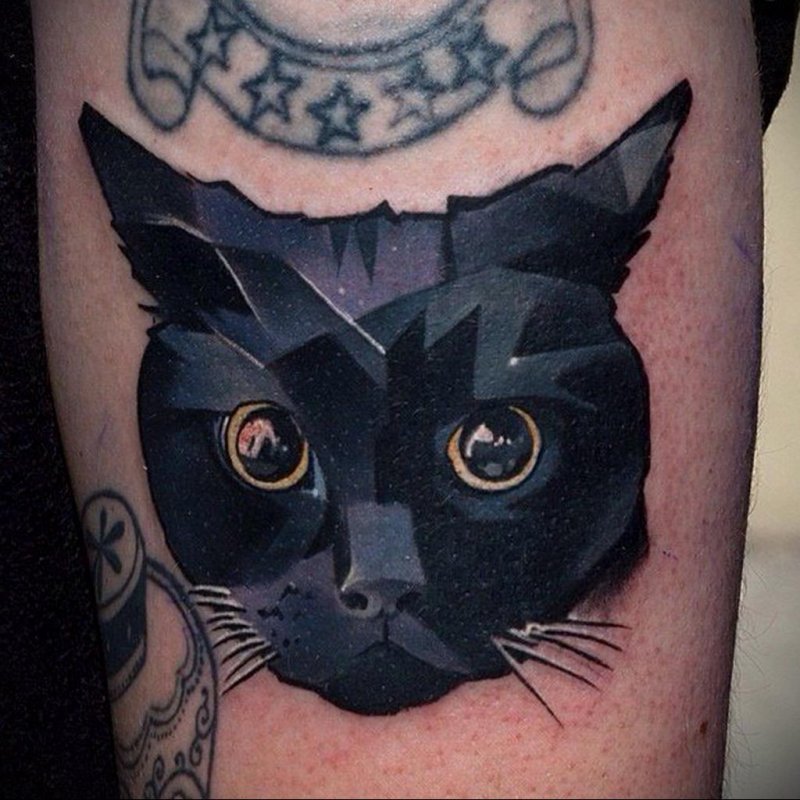 Тату черные коты