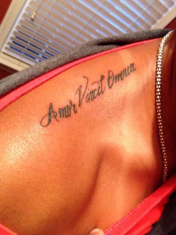 Vincit Omnia
