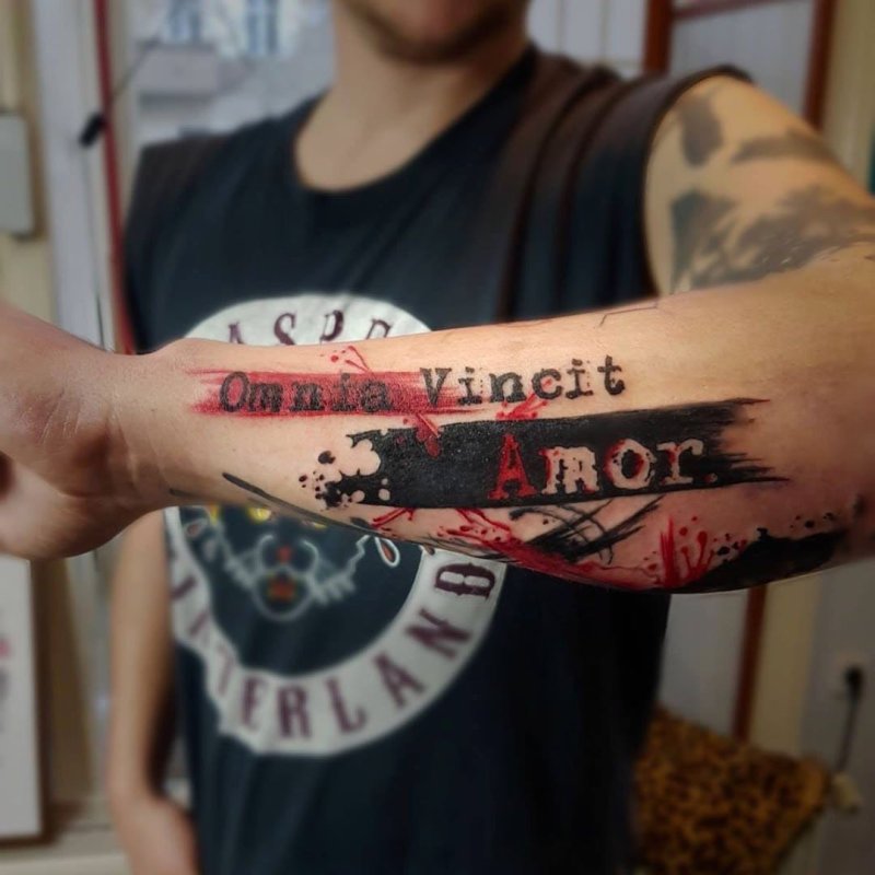 Тату Amor a vida