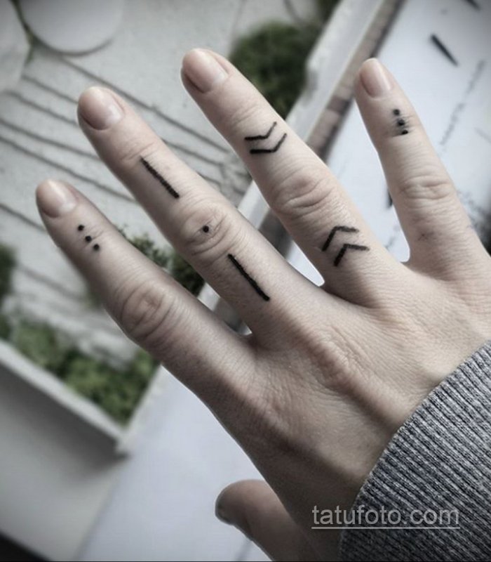 Маленькие нормальные тату