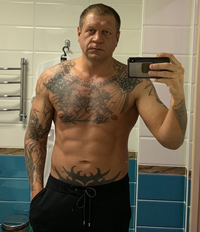 Александр Волков UFC тату