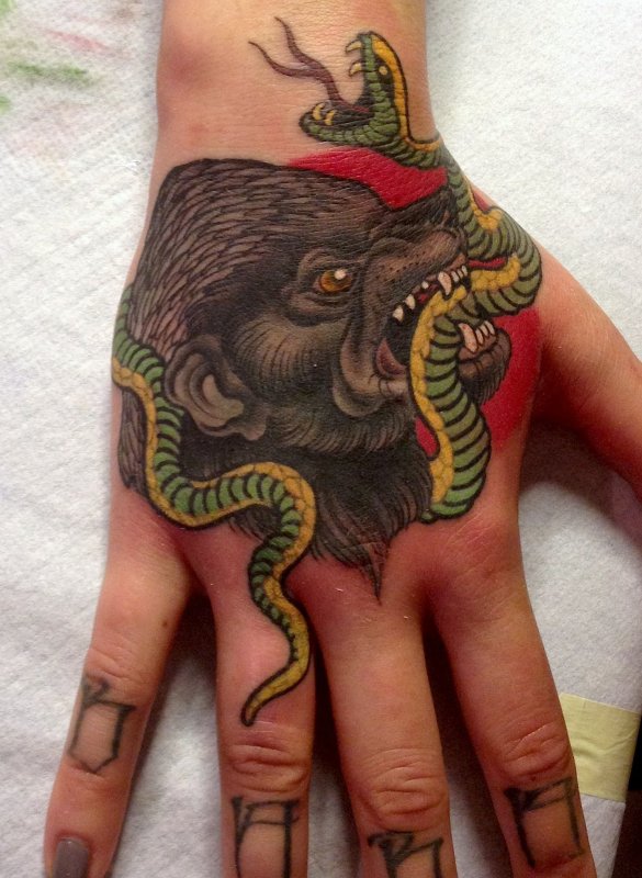 Honey Badger тату