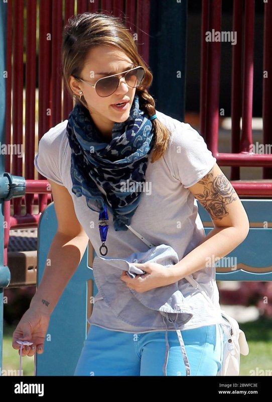 Tatu Jessica Alba