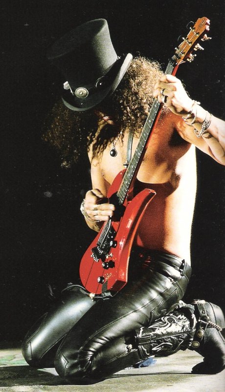 Гитарист группы Guns n Roses слэш