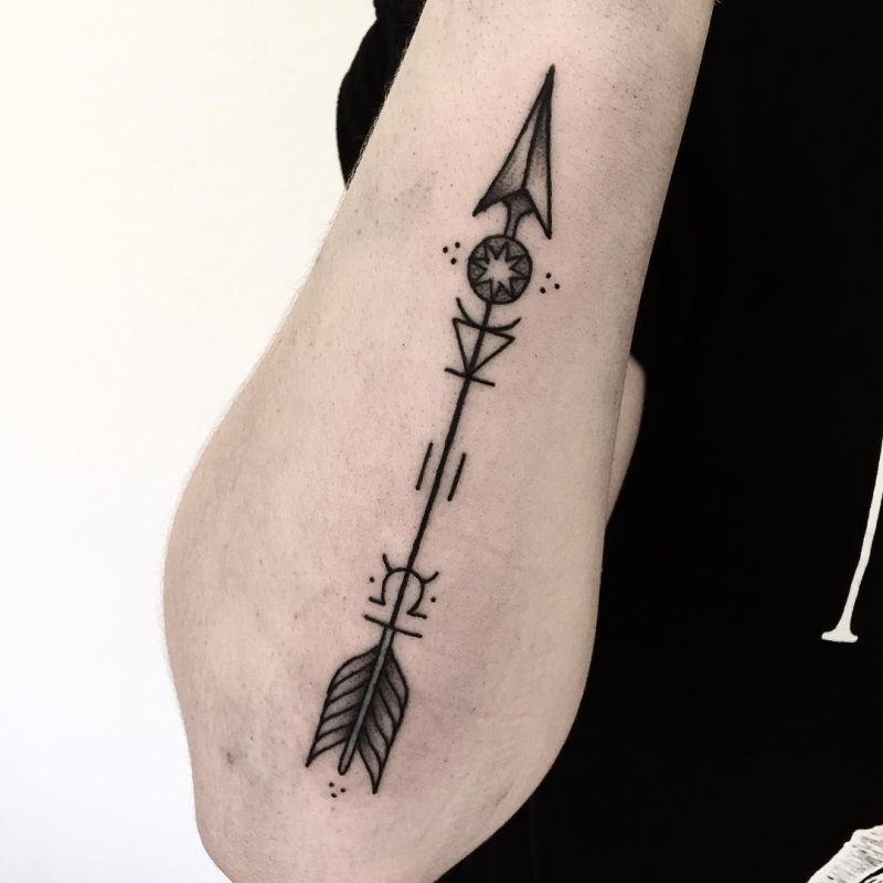 30 Broken arrow Tattoos for men эскиз
