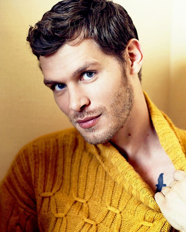 Joseph Morgan 2011