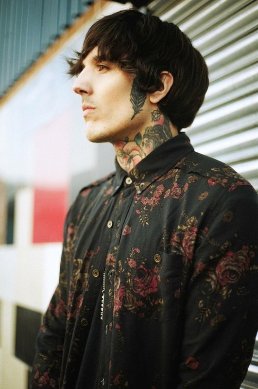 Oliver Sykes