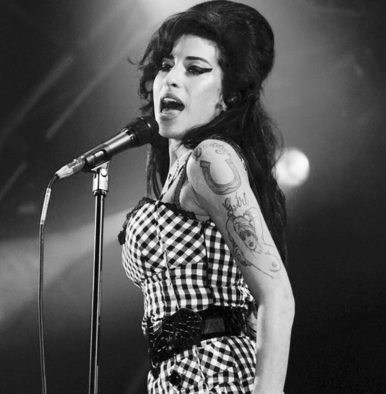 Amy Winehouse Valerie