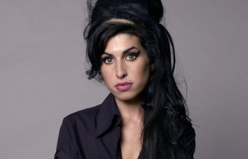Amy Winehouse тату