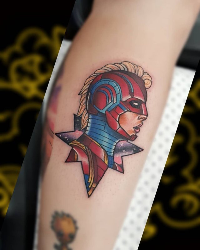 Тату фаната Marvel