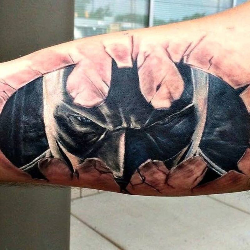 Тату Batman