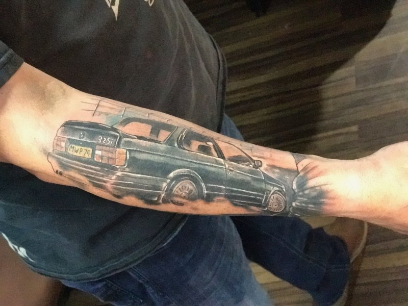 BMW e30 тату