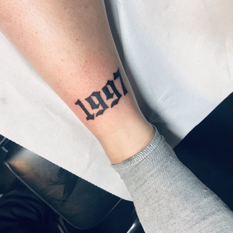 Тату Дата рождения 1997