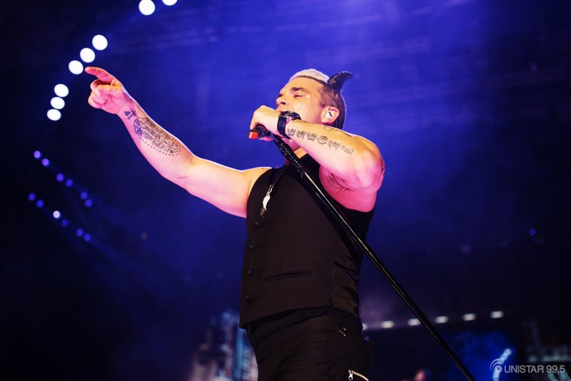 Robbie Williams толстый