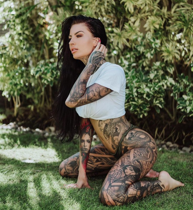 Nina Sphinx