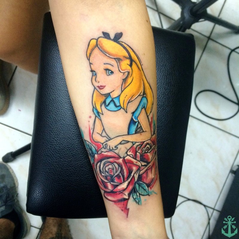 Алиса Татуировка в стране чудес Wonderland