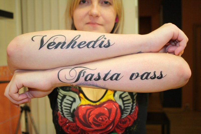 Carpe Diem тату Готика