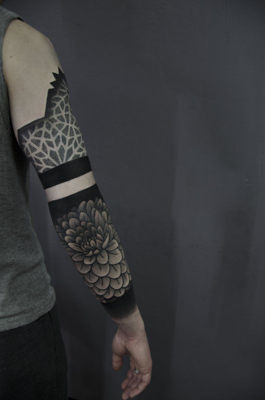 Стиль тату блэкворк blackwork