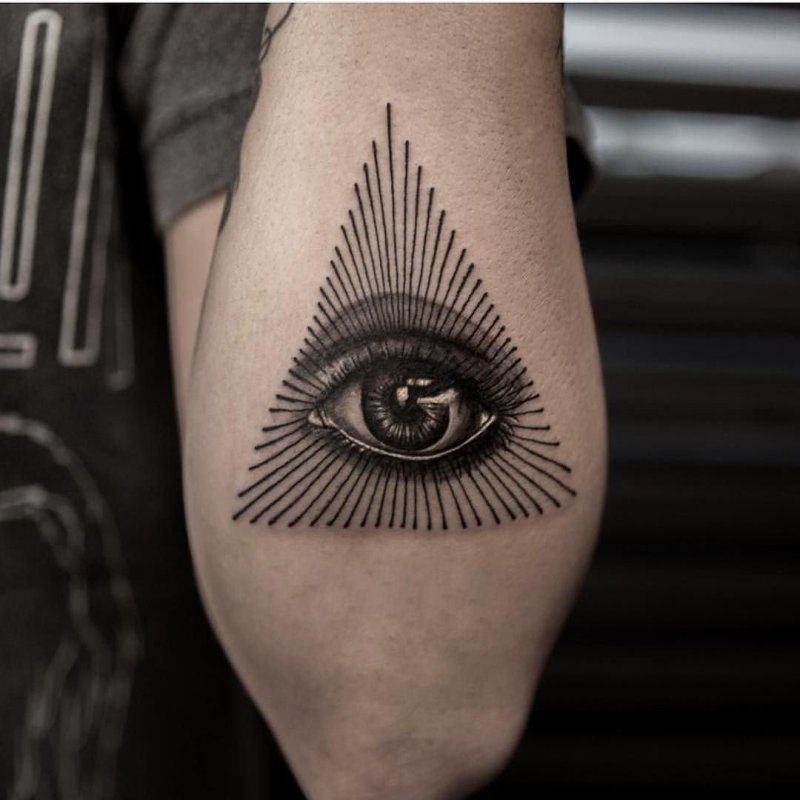 Tattoo глаз гора Всевидящее око