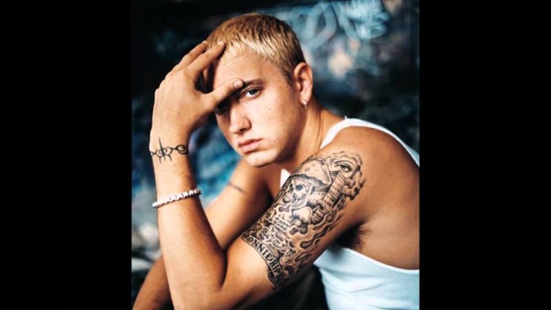 Eminem браслет
