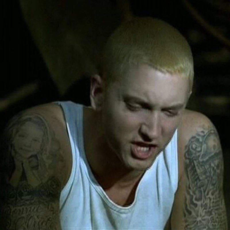 Slim Shady клип