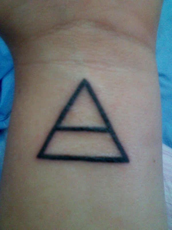 Триада 30 seconds to Mars тату