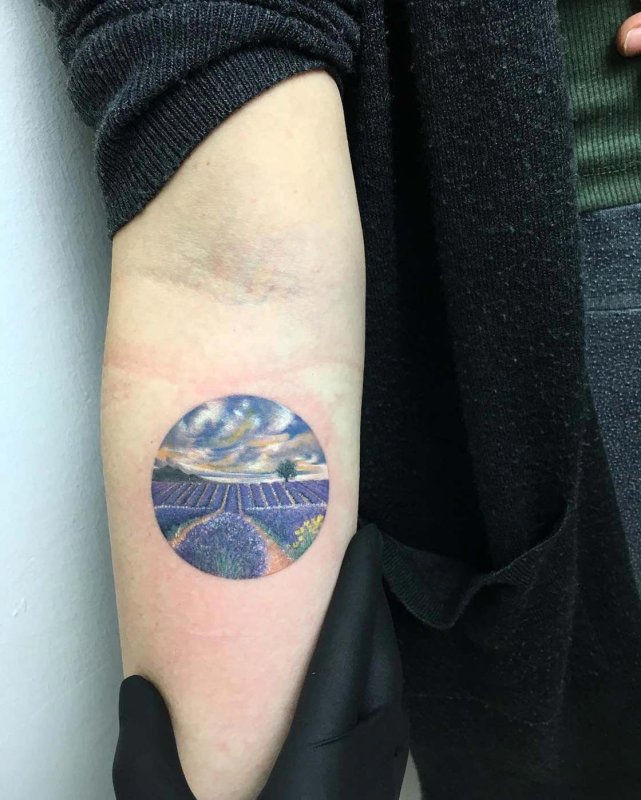 Круглые тату