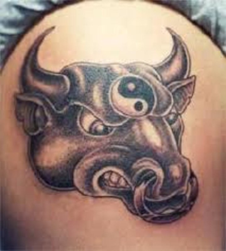 Телец Taurus бык тату