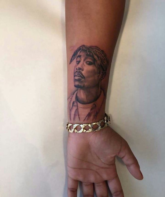 2pac татухи