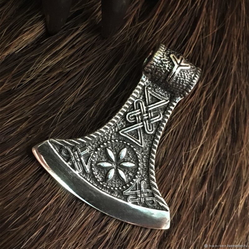 Секира Перуна эскизы тату
