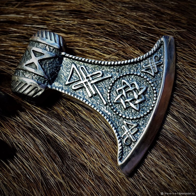 Секира Перуна Громовик
