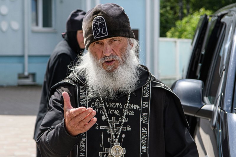Патриарх всея Руси Кирилл и Япончик