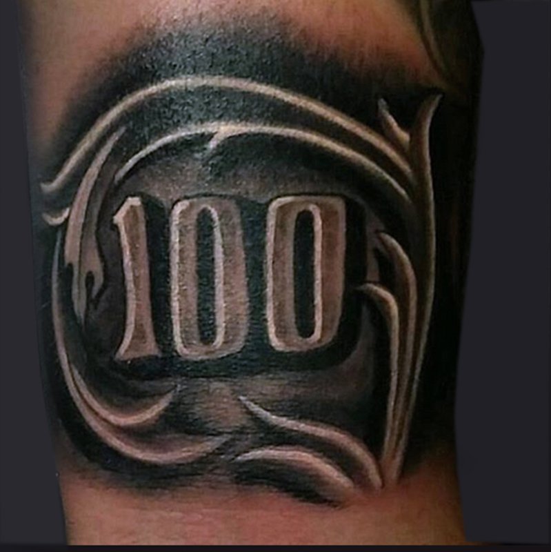 Цифра 100 тату