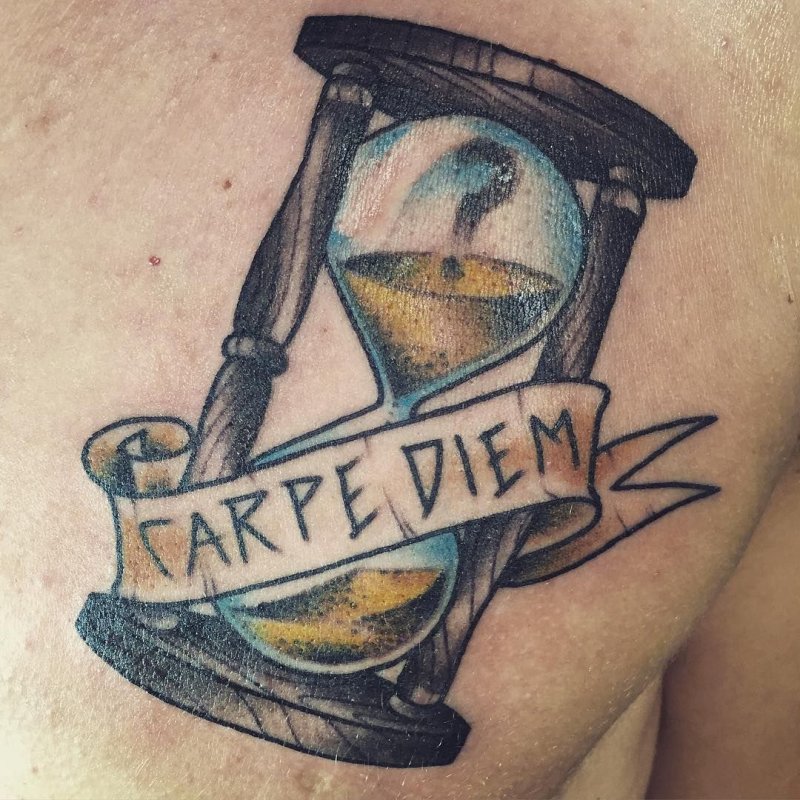 Seize the moment тату