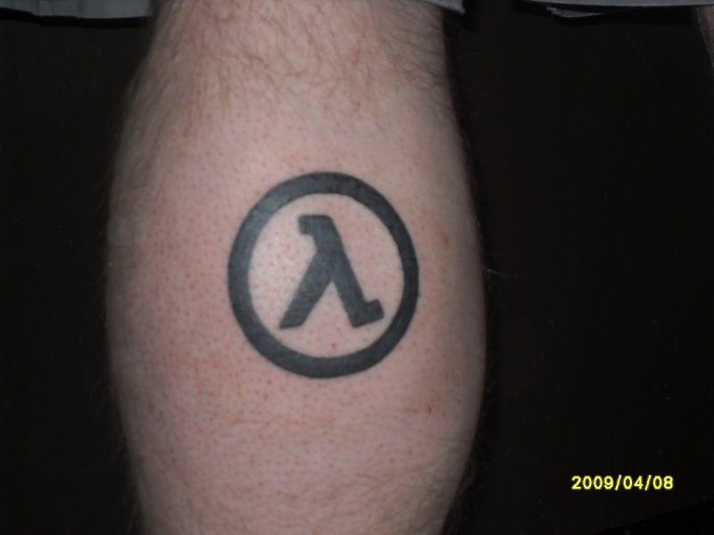 Тату half Life 2