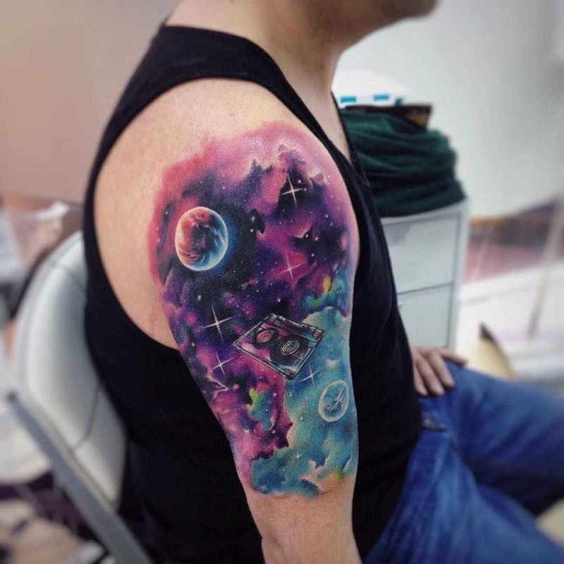 Adrian Bascur тату