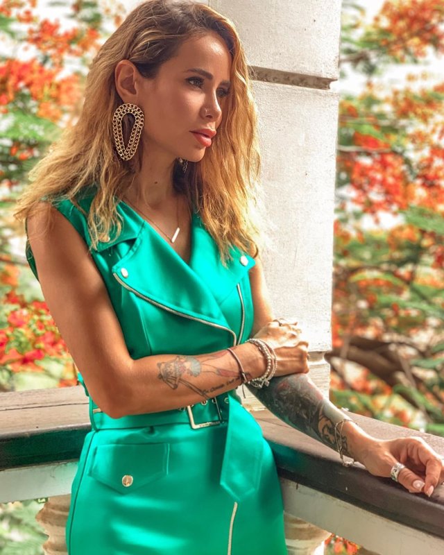 Айза Анохина Долматова