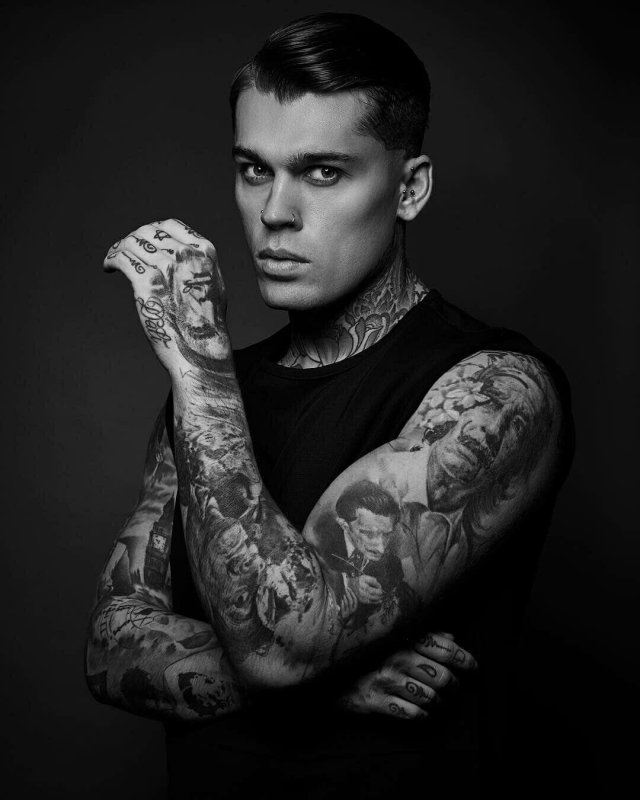Stephen James красивый