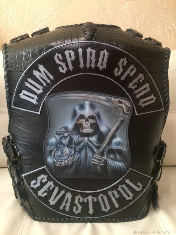 Dum Spiro spero тату на ребрах