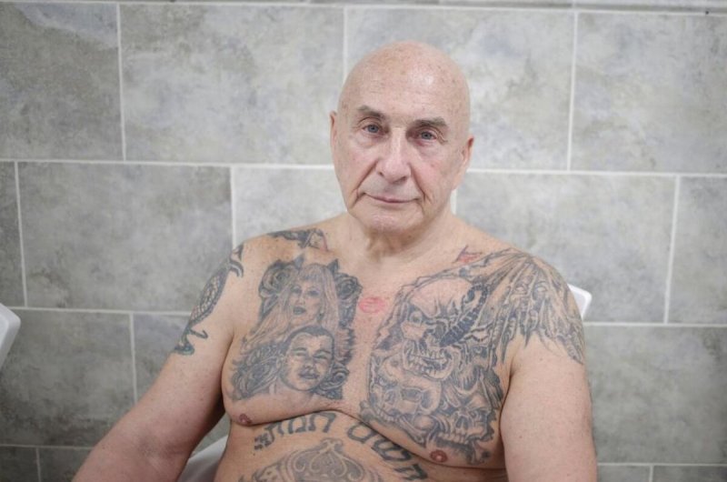 Аркадий Бронников Татуировки