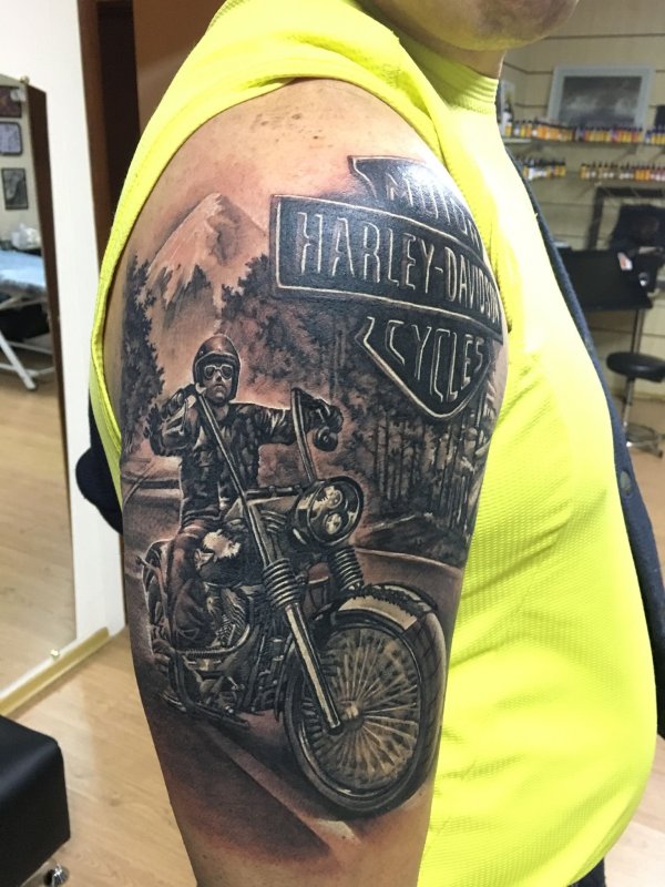 Мотоциклы Harley-Davidson тату