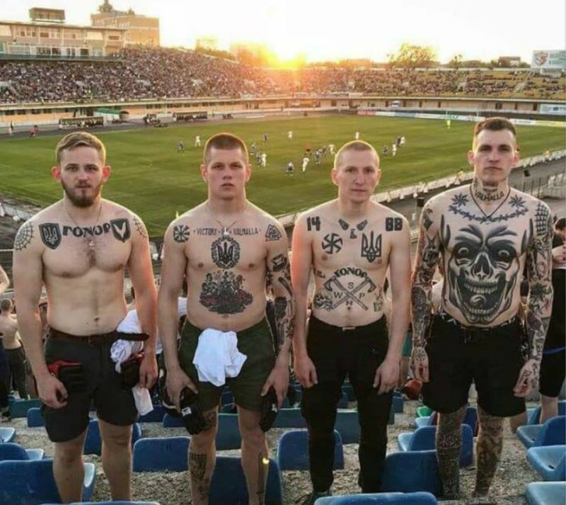 Скинхеды футбольные фанаты
