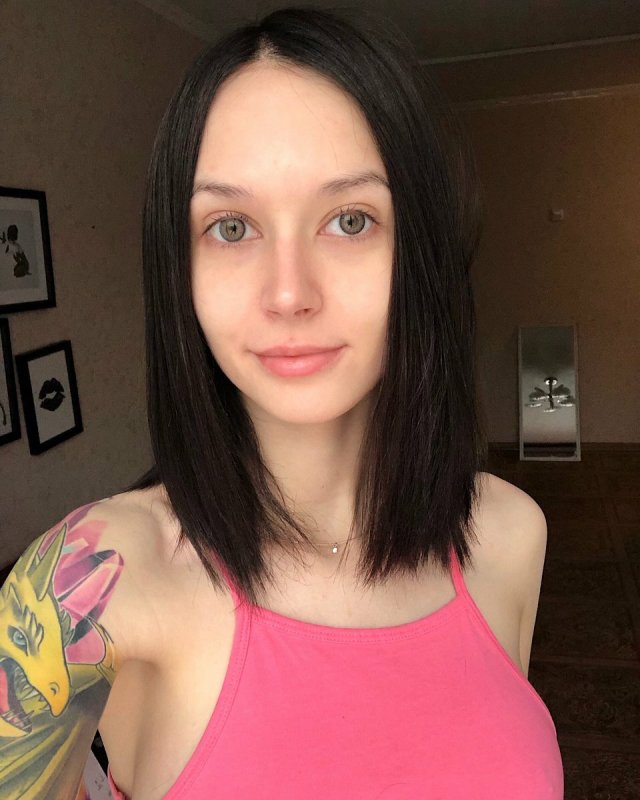 Мария Акоста тату модель