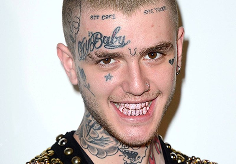Lil Peep лицо