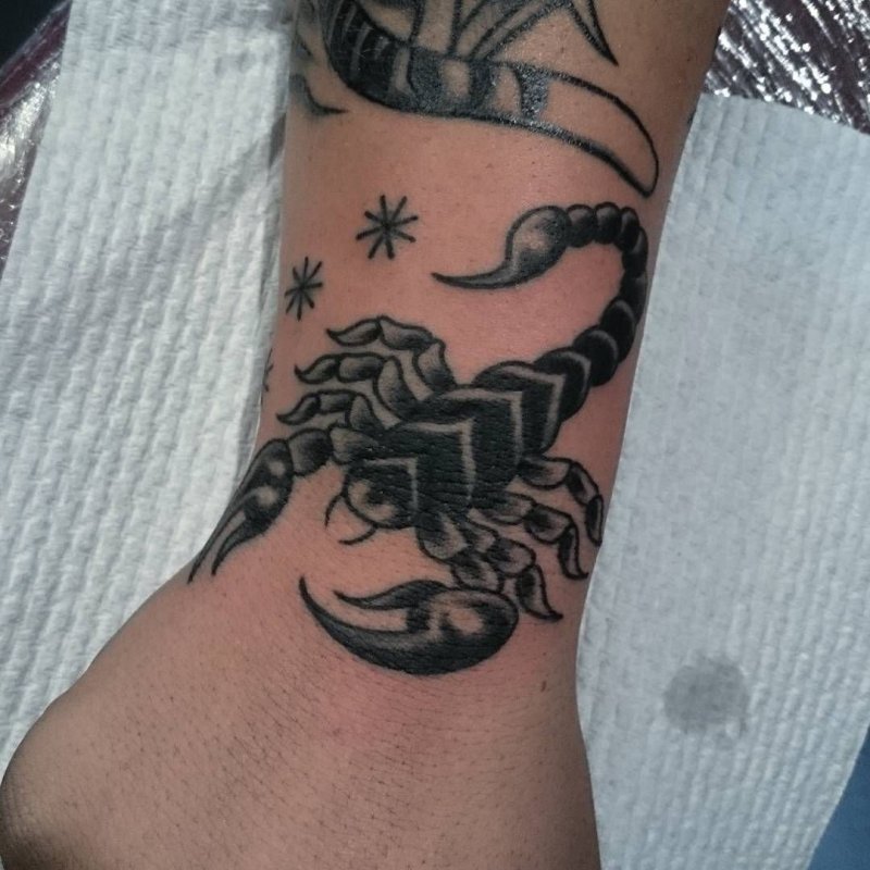 Blackwork Скорпион