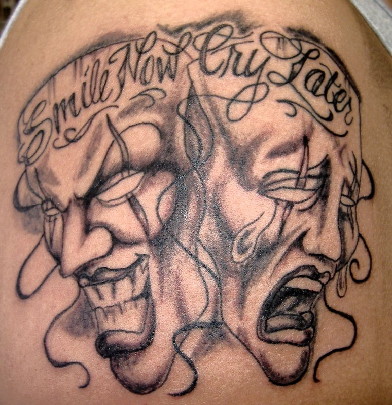 Smile Now Cry later тату