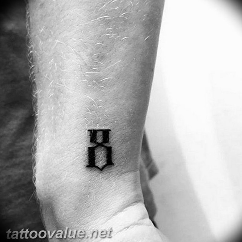 Тату цифры