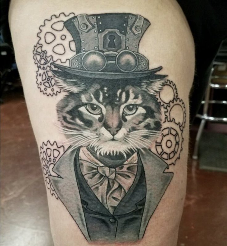 Кот в наколках