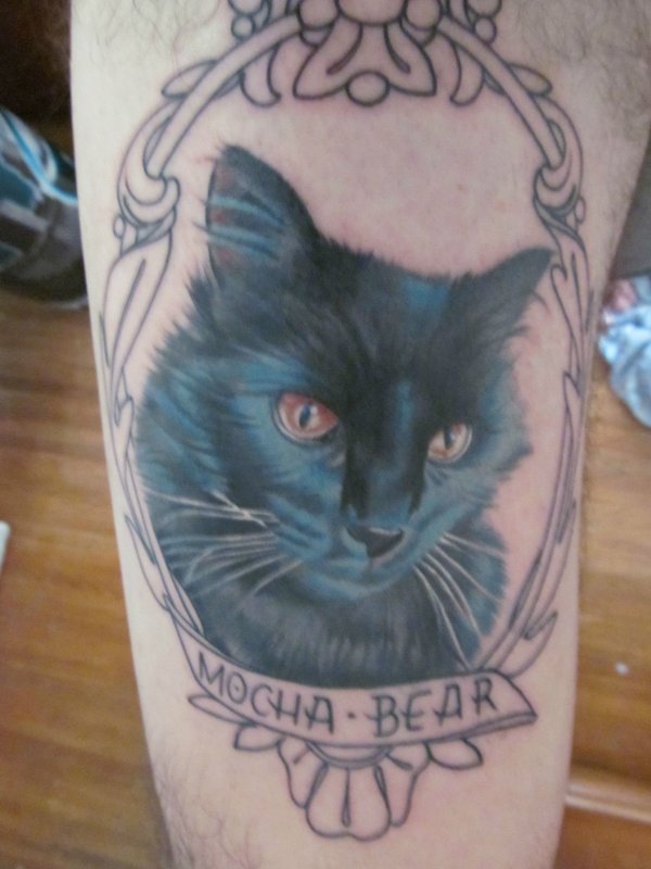 Кот с ключами тату