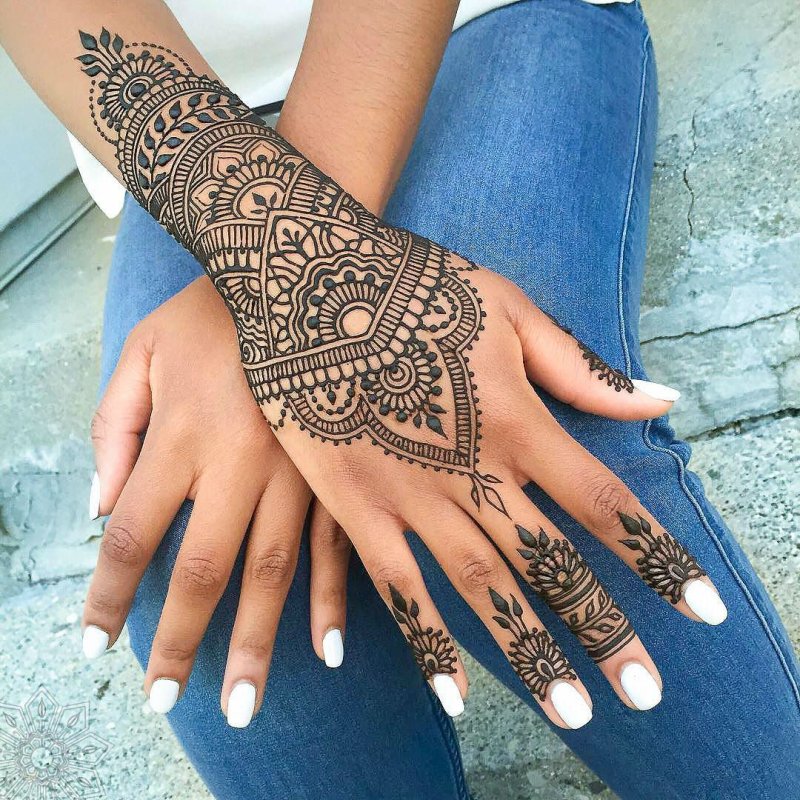 Henna Ink Dyed fingers